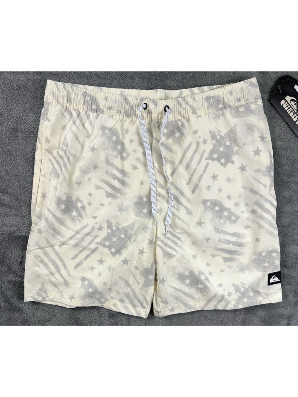 Quiksilver Mens Revere American Flag 7" Volley Swim Shorts Comfort Liner Sz M